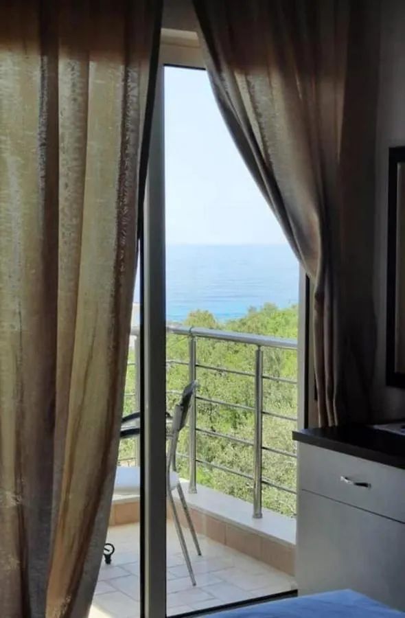 Drymades Mare Blue Hotel Dhërmi Albanien